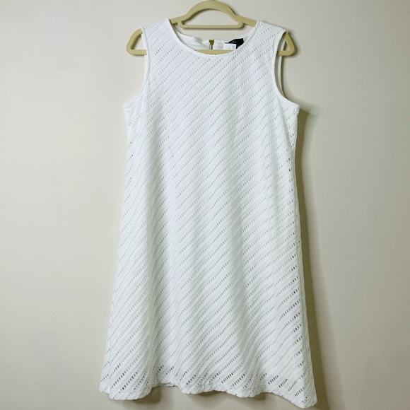 Ronni Nicole White Bias Lace Dress 14 B2 - Picture 4 of 9